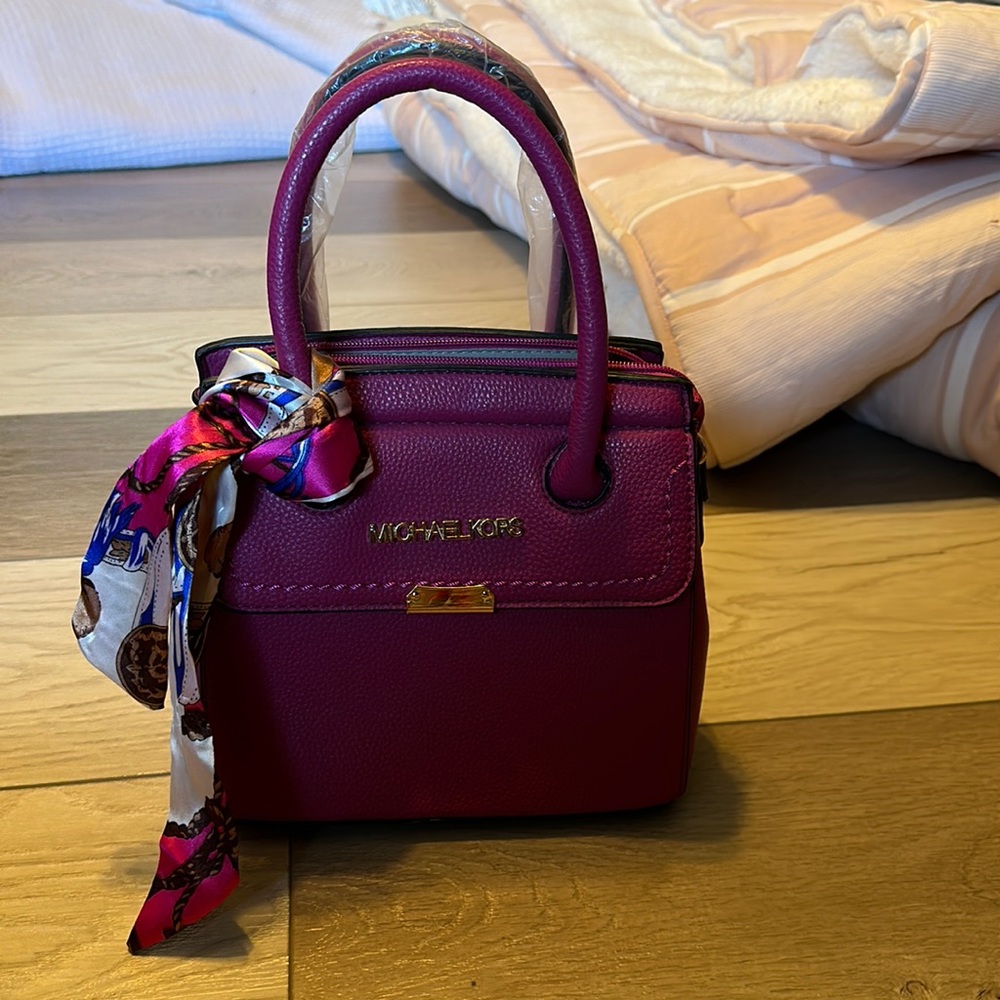 micheal kors handbag